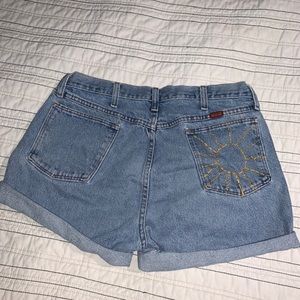 Vintage rustler hand embroidered jean shorts